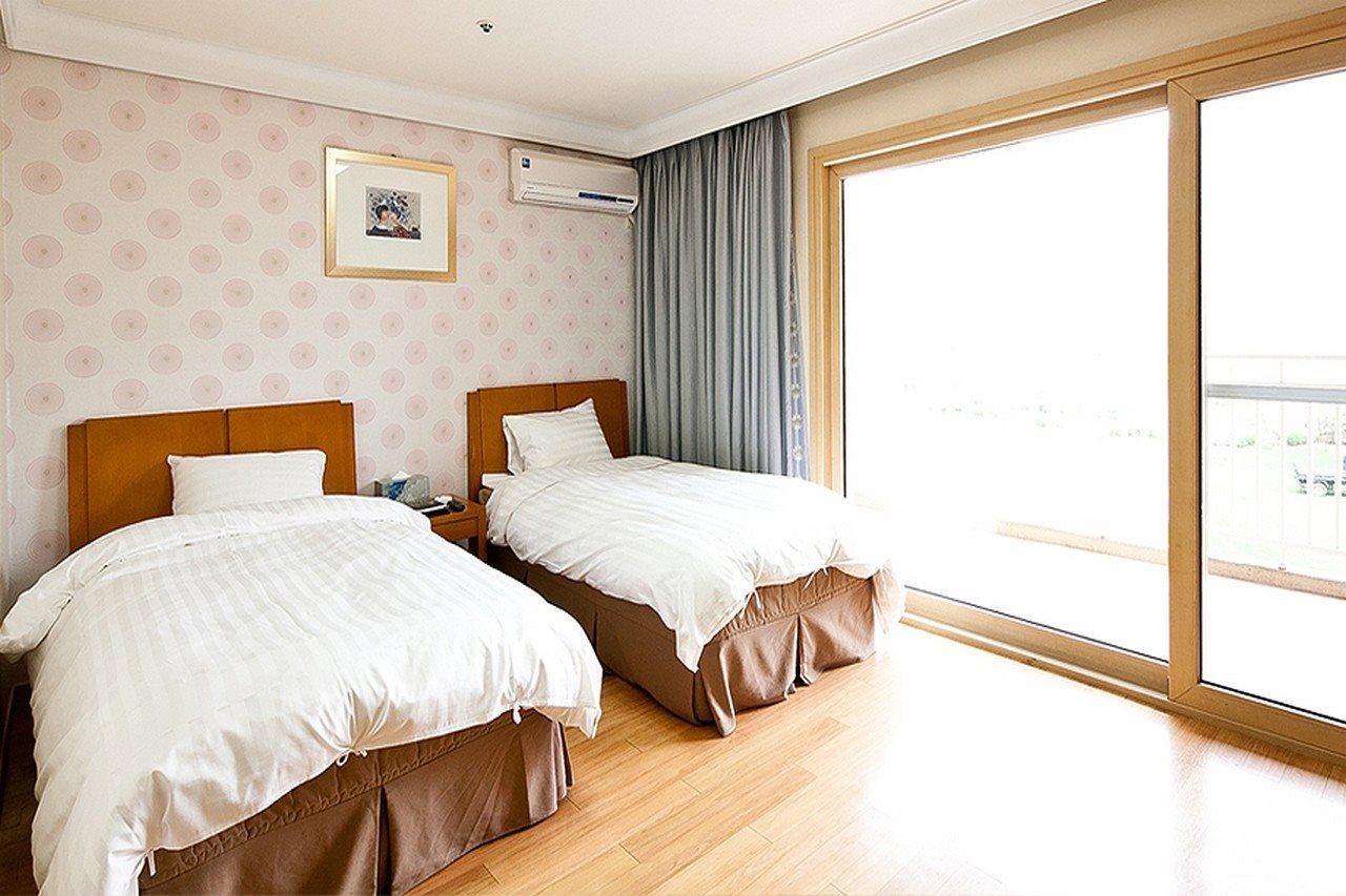 Vivaldipark Hotel Hongcheon Exterior photo