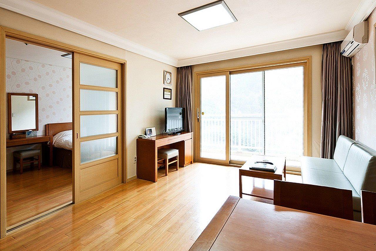 Vivaldipark Hotel Hongcheon Exterior photo