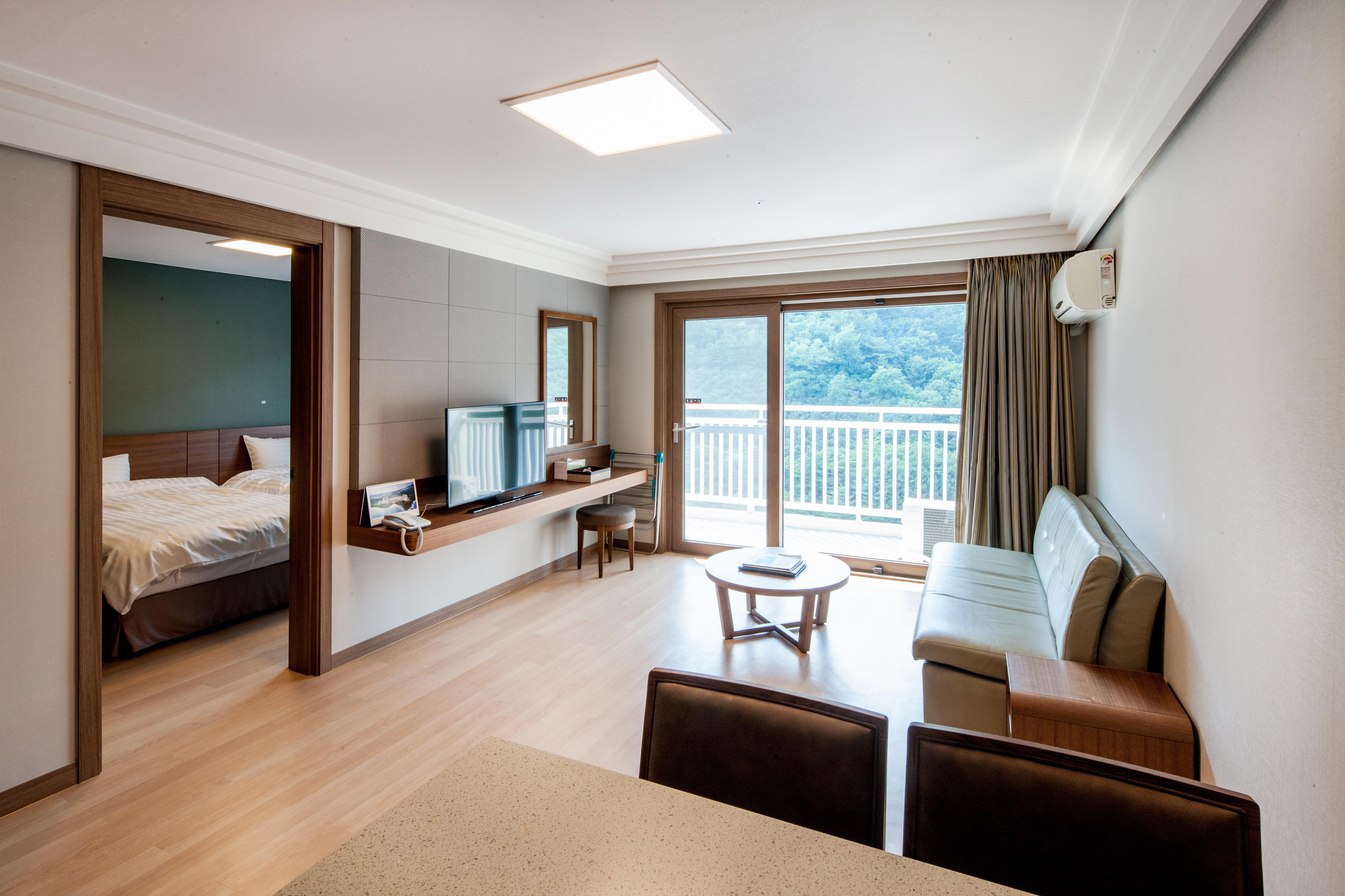 Vivaldipark Hotel Hongcheon Exterior photo