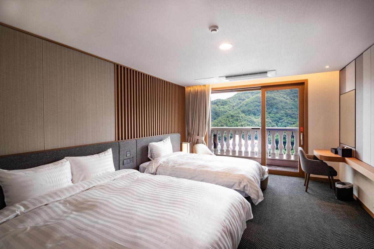Vivaldipark Hotel Hongcheon Room photo
