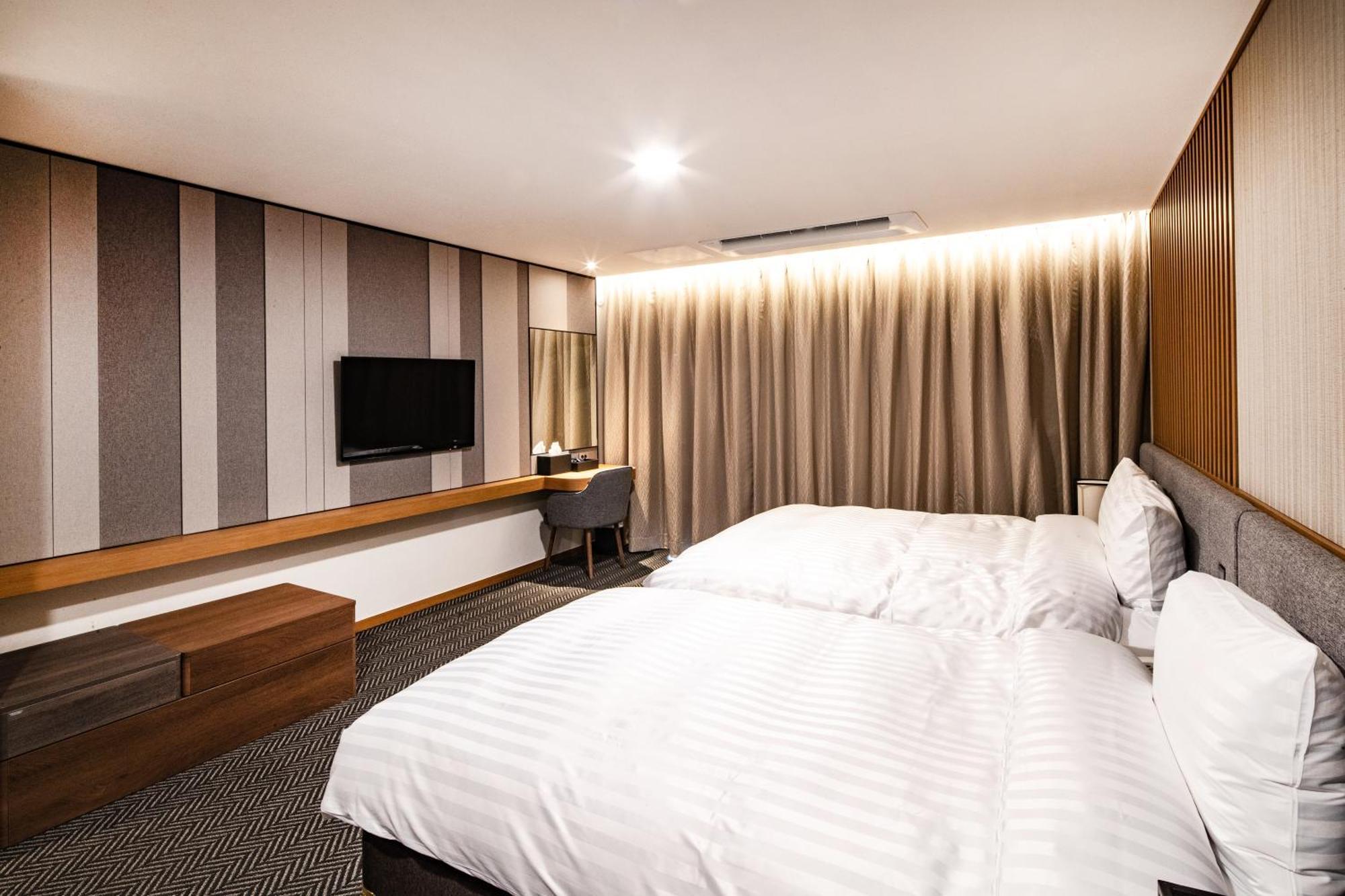 Vivaldipark Hotel Hongcheon Room photo